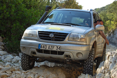 Furania 4x4 | Sabatier Edmond à Caissargues