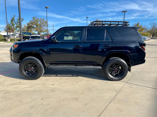 Ford Dealer «Kinsel Ford Pleasanton», reviews and photos, 121 S Main St, Pleasanton, TX 78064, USA