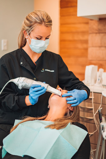 Dentist «a wink and a smile», reviews and photos, 20745 Williamsport Pl, Ashburn, VA 20147, USA