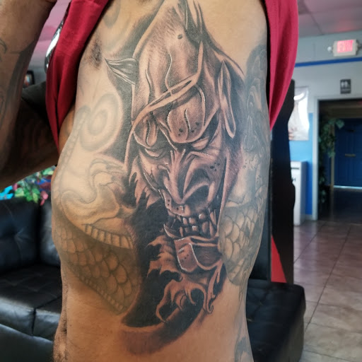 Tattoo Shop «Infamous Tattoos», reviews and photos, 5330 Old National Hwy, College Park, GA 30349, USA