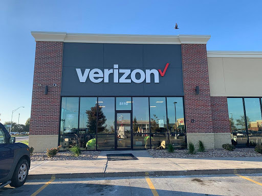 Cell Phone Store «Verizon», reviews and photos, 5110 2nd Ave, Kearney, NE 68847, USA