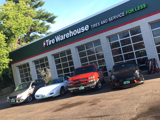 Auto Repair Shop «Monro Muffler Brake & Service», reviews and photos, 114 Pearl St, Essex Junction, VT 05452, USA