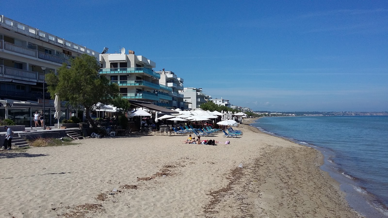 Fotografija Mikra beach II z svetel pesek površino