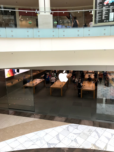 Apple Rockingham Park, 99 Rockingham Park Blvd, Salem, NH 03079, USA, 