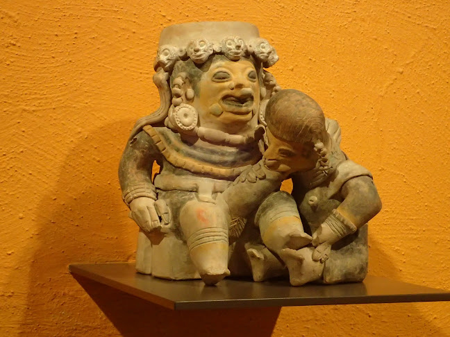 Comentarios y opiniones de Museo de Arte Precolombino Casa del Alabado