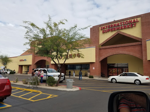 Asian Grocery Store «Lee Lee International Supermarkets», reviews and photos, 2025 N Dobson Rd, Chandler, AZ 85224, USA
