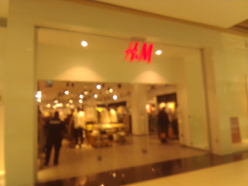 Clothing Store «H&M», reviews and photos, 1731 Palisades Center Dr, West Nyack, NY 10994, USA