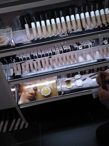 Cosmetics Store «SEPHORA», reviews and photos, 4174 The Strand Ste 321, Columbus, OH 43219, USA