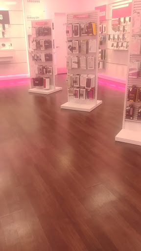 Cell Phone Store «T-Mobile», reviews and photos, 2080 NJ-66, Neptune City, NJ 07753, USA