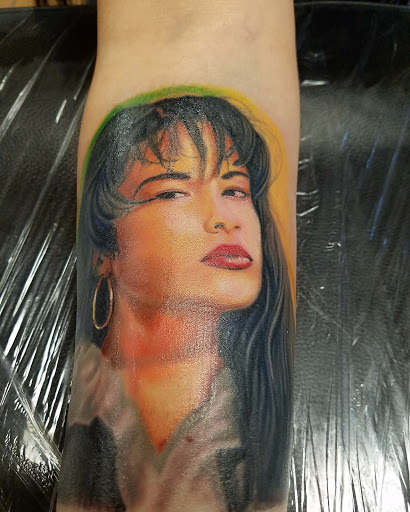 Tattoo Shop «Black Lotus Tattoo Studio», reviews and photos, 218 Texas Blvd N, Weslaco, TX 78596, USA