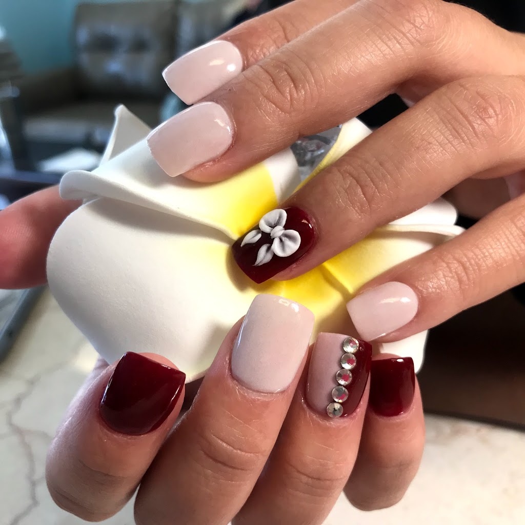 Seasons nails & spa 01862