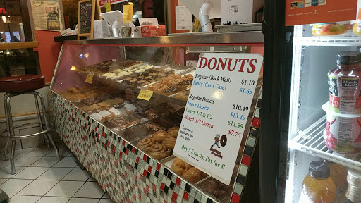 Donut Shop «Buckeye Donuts», reviews and photos, 1998 N High St, Columbus, OH 43201, USA