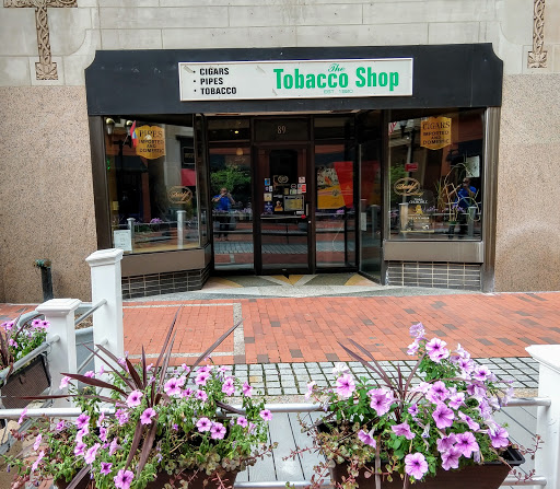 Tobacco Shop «Tobacco Shop LLC», reviews and photos, 89 Pratt St, Hartford, CT 06103, USA