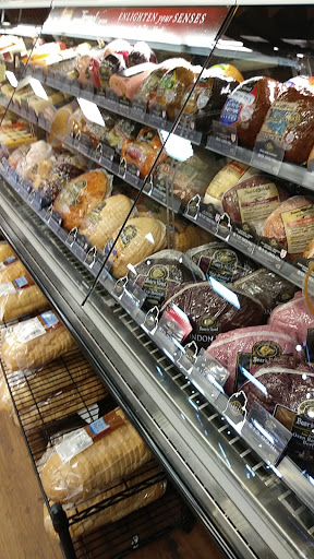 Grocery Store «Kroger», reviews and photos, 21555 21 Mile Rd, Macomb, MI 48044, USA