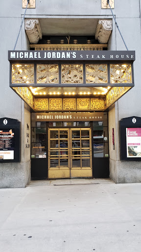 Shopping Mall «The Shops at North Bridge», reviews and photos, 520 N Michigan Ave, Chicago, IL 60611, USA