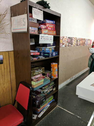 Donut Shop «Donut Stop», reviews and photos, 1256 S 13th St, Omaha, NE 68108, USA