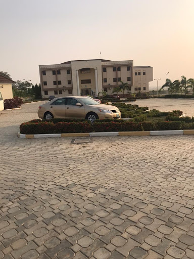Noble Hall Leadership Academy For Girls, Plot 273, Jabi-Airport Road, Institutes and Research District, By Idu Yard, Abuja, Nigeria, Middle School, state Federal Capital Territory