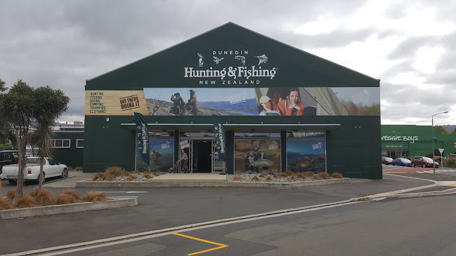 Dunedin Hunting & Fishing New Zealand - Sporting goods store