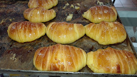 Pão Quente Oliveiras - Confeitaria E Pastelaria, Lda