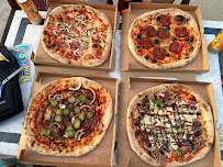 Plats et boissons du Pizzas à emporter LA FAMIGLIA Pizza à emporter à Gamarde-les-Bains - n°3