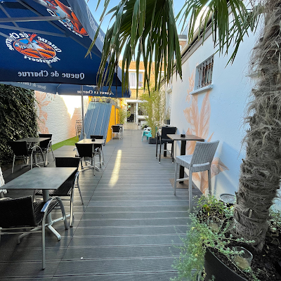 Café Tabac Le Longchamp à La Madeleine