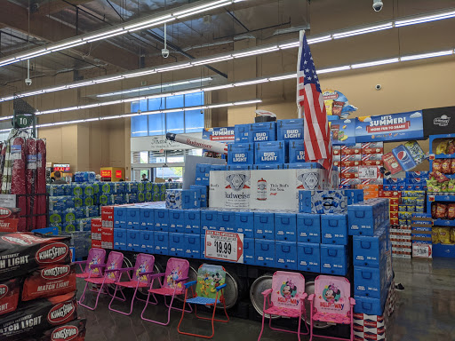 Grocery Store «Superior Grocers», reviews and photos, 9801 Laurel Canyon Blvd, Pacoima, CA 91331, USA