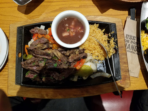 Shopping Mall «Merritt Park Shopping Center», reviews and photos, 1762 Merritt Blvd, Dundalk, MD 21222, USA