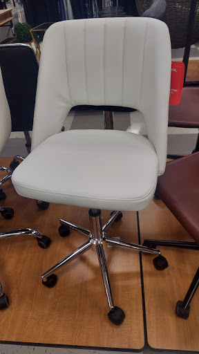 Department Store «T.J. Maxx», reviews and photos, 124 Salmon Brook St, Granby, CT 06035, USA