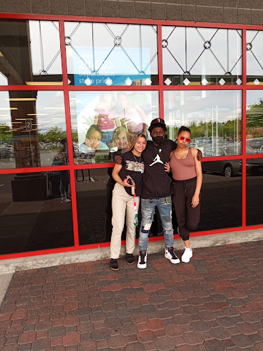 Shopping Mall «Gateway Shopping Center», reviews and photos, 9924 NE Halsey St, Portland, OR 97220, USA