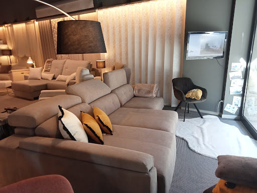 BOIX interiors exteriors en Banyoles, Girona