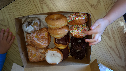 Donut Shop «Stan the Donut Man», reviews and photos, 7967 Cincinnati Dayton Rd, West Chester Township, OH 45069, USA