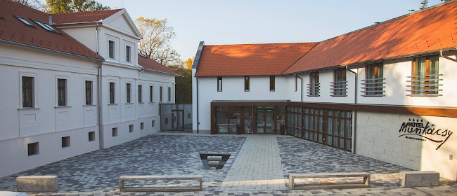 Munkácsy Hotel