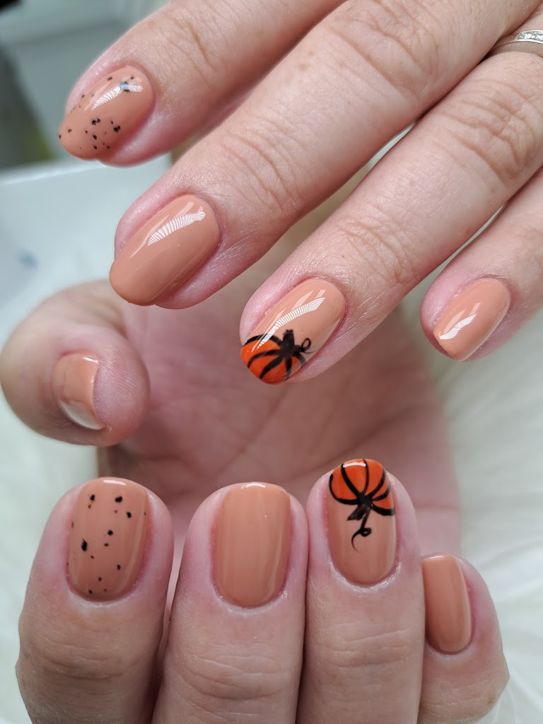 Natural-nails-bynady 33157