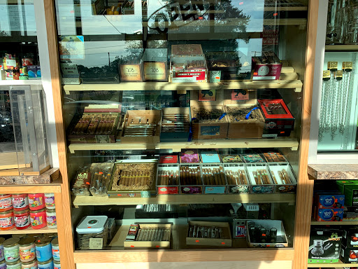 Tobacco Shop «Oasis Smoke Shop», reviews and photos, 5515 State Line Ave, Hammond, IN 46320, USA