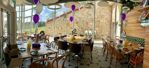 Gan Sipur Café - Sacher Park, Jerusalem, Israel