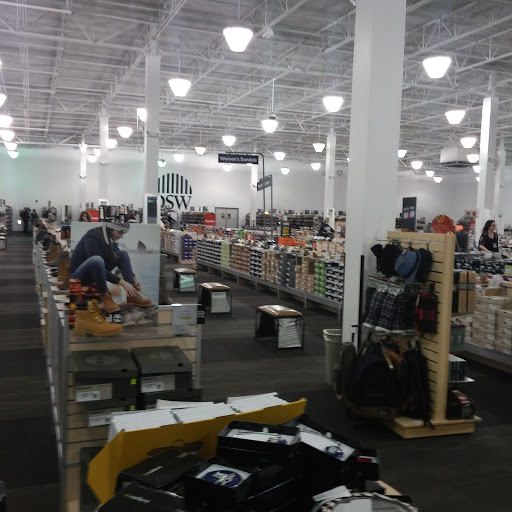 Shoe Store «DSW Designer Shoe Warehouse», reviews and photos, 3411 W Frye Rd, Chandler, AZ 85226, USA