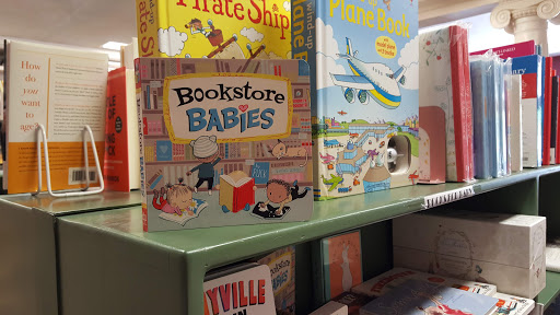 Book Store «River Oaks Book Store», reviews and photos, 3270 Westheimer Rd, Houston, TX 77098, USA