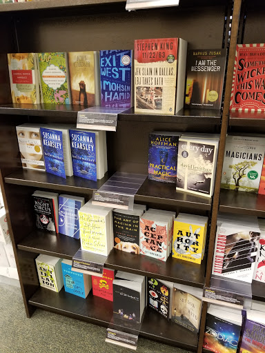 Book Store «Barnes & Noble», reviews and photos, 3 S Tunnel Rd, Asheville, NC 28805, USA