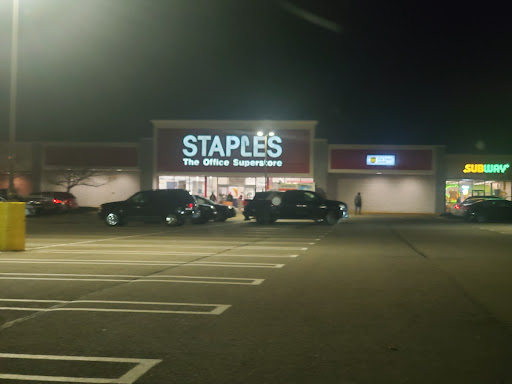 Office Supply Store «Staples», reviews and photos, 18 Lyman St, Westborough, MA 01581, USA