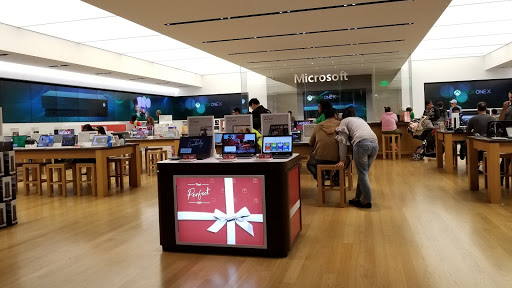 Computer Store «Microsoft Store», reviews and photos, 2855 Stevens Creek Blvd #1135, Santa Clara, CA 95050, USA