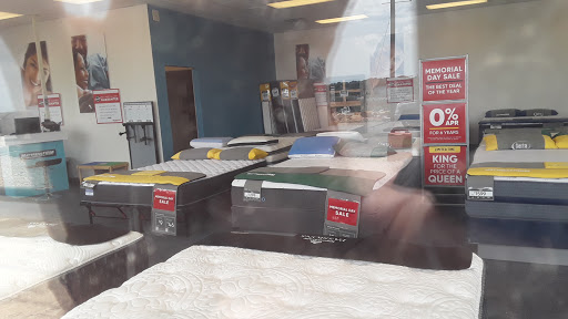 Mattress Store «Mattress Firm San Antonio North», reviews and photos, 22118 US-281, San Antonio, TX 78259, USA