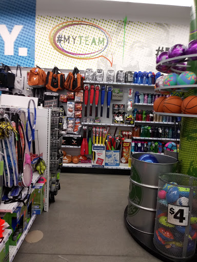 Variety Store «Five Below», reviews and photos, 6600 Spring Stuebner Rd Suite 156, Spring, TX 77389, USA