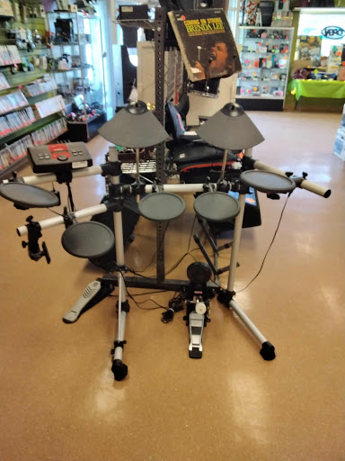 Pawn Shop «Money & More», reviews and photos, 1025 S Riverside Dr, Iowa City, IA 52246, USA