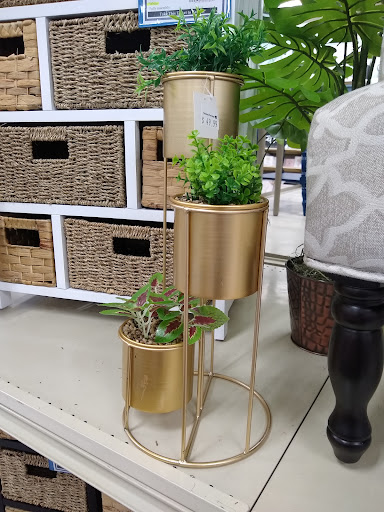 Home Goods Store «Christmas Tree Shops», reviews and photos, 15 Backus Ave Suite 42, Danbury, CT 06810, USA