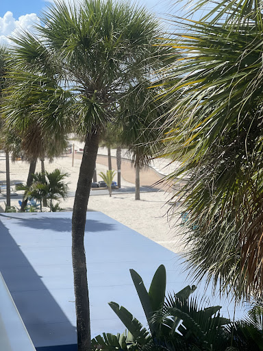 Beach Resort «Bilmar Beach Resort», reviews and photos, 10650 Gulf Blvd, Treasure Island, FL 33706, USA