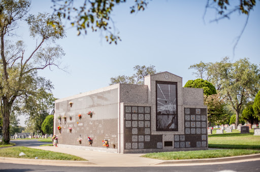 Funeral Home «Maple Hill Funeral Home & Cemetery», reviews and photos, 3300 Shawnee Dr, Kansas City, KS 66106, USA