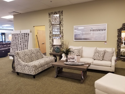 Furniture Store «Raymour & Flanigan Furniture and Mattress Store», reviews and photos, 2795 Richmond Ave, Staten Island, NY 10314, USA