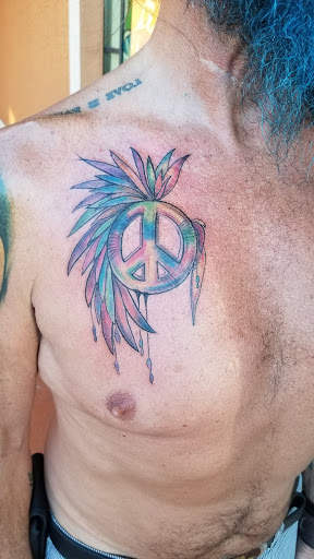 Tattoo Shop «Paradise Tattoo», reviews and photos, 2801 Estero Blvd, Fort Myers Beach, FL 33931, USA