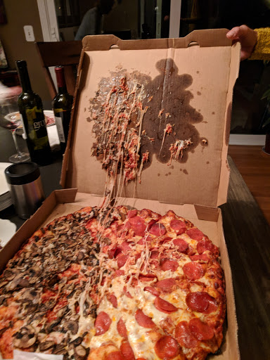 Pizza Restaurant «Round Table Pizza», reviews and photos, 27932 La Paz Rd j, Laguna Niguel, CA 92677, USA