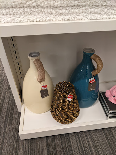 Department Store «Nordstrom Rack Hamilton Crossings», reviews and photos, 750 N Krocks Rd #303, Allentown, PA 18106, USA